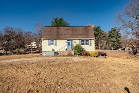 147 Reynolds St, Ludlow, MA 01056