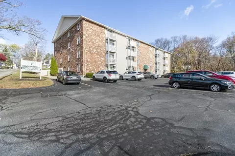 71 Edgeworth St #31, Worcester, MA 01605