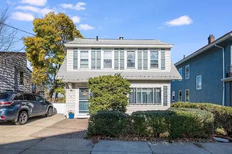 15 Beachview Rd, Boston, MA 02128