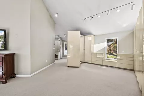 16 Terrace Dr, Worcester, MA 01609 photo 24