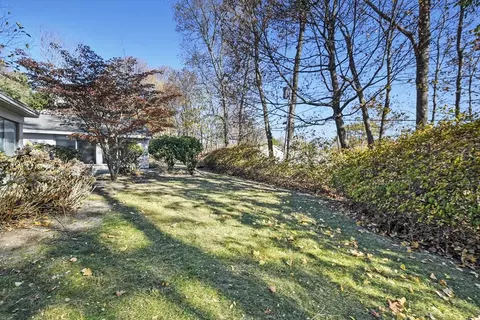 16 Terrace Dr, Worcester, MA 01609 photo 38
