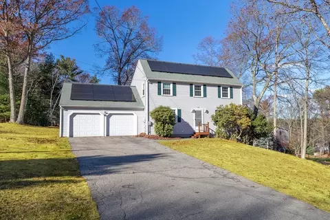 396 Old Farm Rd, Franklin, MA 02038
