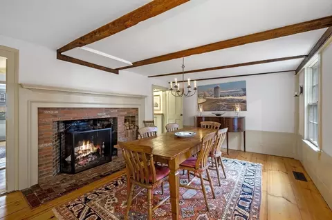 Dining - 26 Franklin, Marblehead, MA 01945 photo 1 of 2
