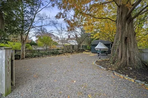 Exterior - 26 Franklin, Marblehead, MA 01945 photo 6 of 7