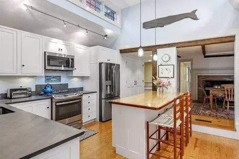 Kitchen - 26 Franklin, Marblehead, MA 01945 photo 2 of 5