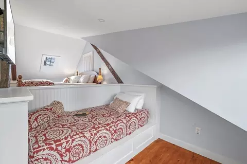 Bedroom - 26 Franklin, Marblehead, MA 01945 photo 6 of 6