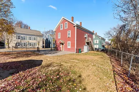 Exterior - 38 Lincoln St, Woonsocket, RI 02895 photo 3 of 3