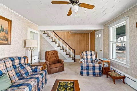 48 Maple St, Easthampton, MA 01027 photo 8