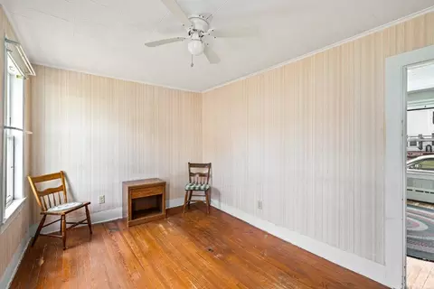 48 Maple St, Easthampton, MA 01027 photo 13