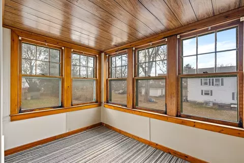 48 Maple St, Easthampton, MA 01027 photo 31