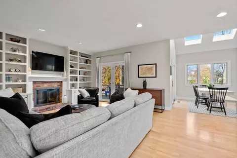 40 Chapelgate Rd, Canton, MA 02021 photo 13