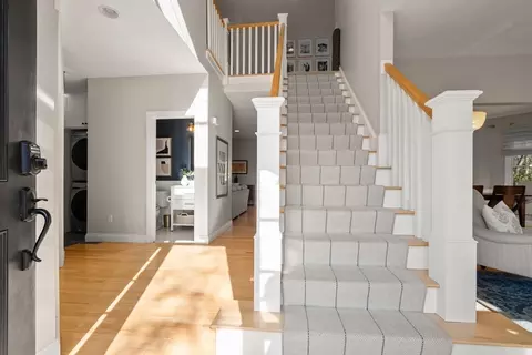 40 Chapelgate Rd, Canton, MA 02021 photo 2