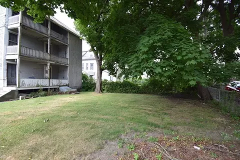 Exterior - 36 Townsend St, Worcester, MA 01609 photo 6 of 10