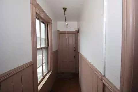 Entry Way - 36 Townsend St, Worcester, MA 01609 photo 1 of 4