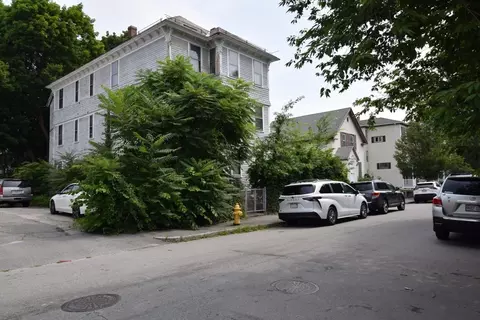 Exterior - 36 Townsend St, Worcester, MA 01609 photo 9 of 10