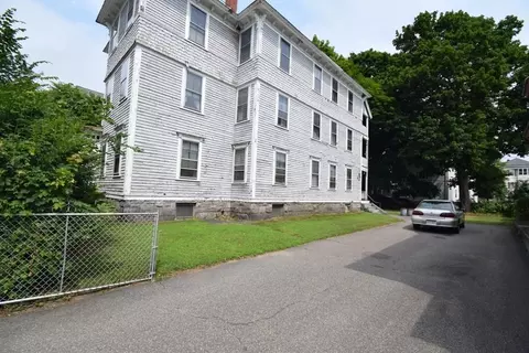 Exterior - 36 Townsend St, Worcester, MA 01609 photo 2 of 10