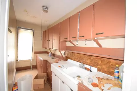 Kitchen - 36 Townsend St, Worcester, MA 01609 photo 1 of 2