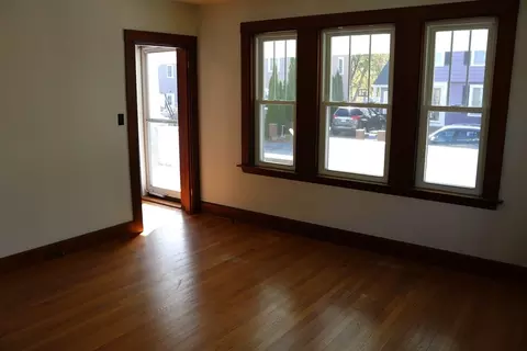 Living - 14 Abbott Rd, Gloucester, MA 01930 photo 1 of 4