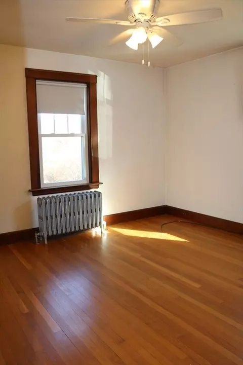 Bedroom - 14 Abbott Rd, Gloucester, MA 01930 photo 2 of 2