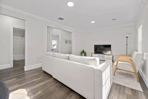 Living - 182 Bradford St #182, Everett, MA 02149 photo 1 of 1