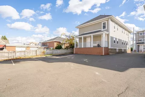 Exterior - 182 Bradford St #182, Everett, MA 02149 photo 4 of 4