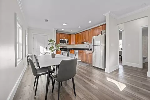 Dining - 182 Bradford St #182, Everett, MA 02149 photo 2 of 2