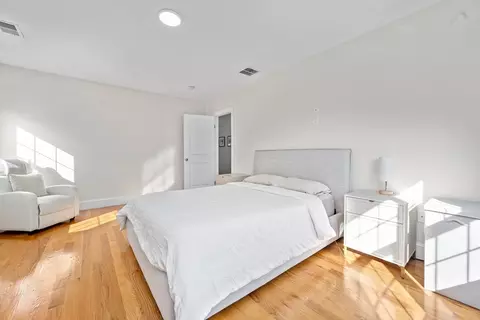 Bedroom - 182 Bradford St #182, Everett, MA 02149 photo 5 of 8