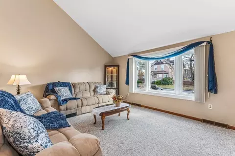 148 Hovenden Ave, Brockton, MA 02302