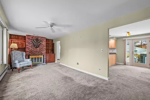 319 Hyacinth St, Fall River, MA 02720 photo 18