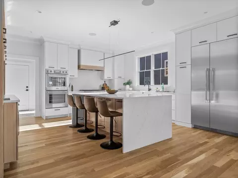 108 Birds Hill Ave, Needham, MA 02492 photo 6