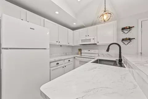 35 Ashumet Rd #5D, Mashpee, MA 02649 photo 8