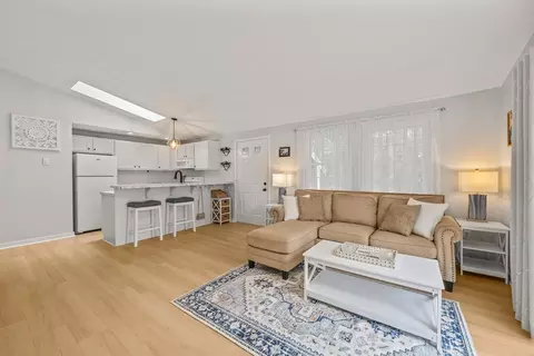 35 Ashumet Rd #5D, Mashpee, MA 02649