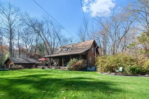 119 Martin Rd, Douglas, MA 01516