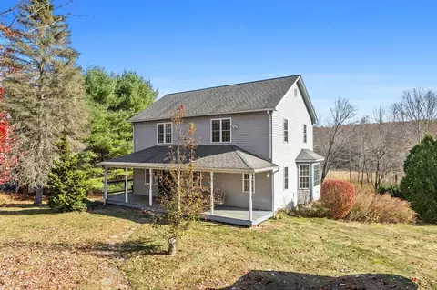 28 Bullard Rd, Oakham, MA 01068