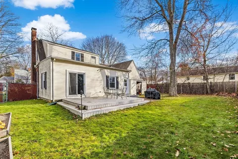 Exterior - 10 Myrtle Rd, Gardner, MA 01440 photo 6 of 7