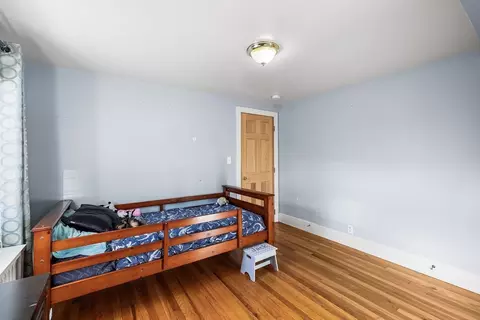 Bedroom - 10 Myrtle Rd, Gardner, MA 01440 photo 5 of 7