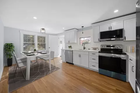 18 Moffett St, Methuen, MA 01844