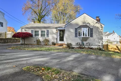 84 Ord St, Salem, MA 01970