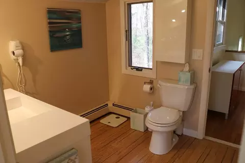 Bath - 30 Southwick Rd, Sutton, MA 01590 photo 2 of 4