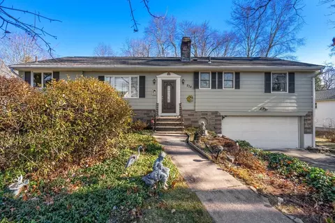 274 Lancaster Ave, West Springfield, MA 01089