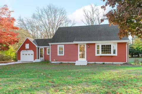 101 Jean Dr, Seekonk, MA 02771