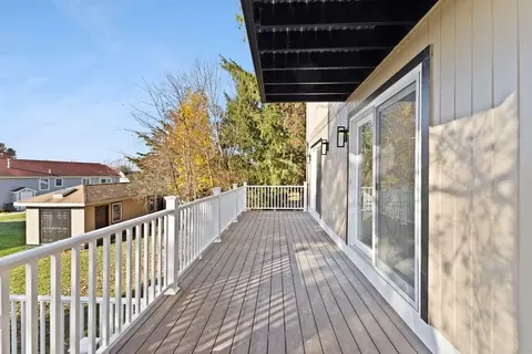 945 Wilson Rd, Fall River, MA 02720 photo 37