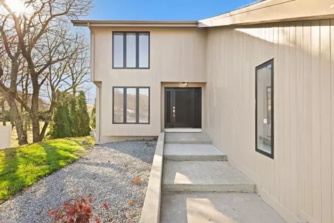 945 Wilson Rd, Fall River, MA 02720 photo 6