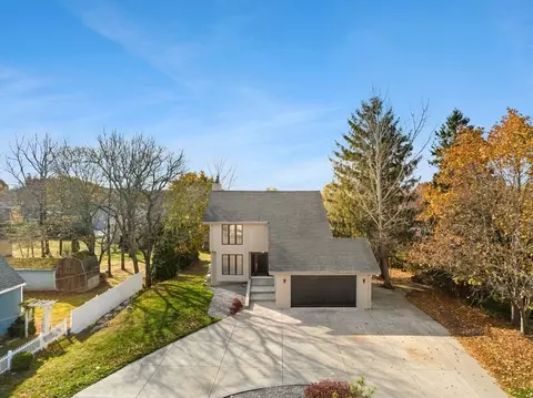 945 Wilson Rd, Fall River, MA 02720 photo 4