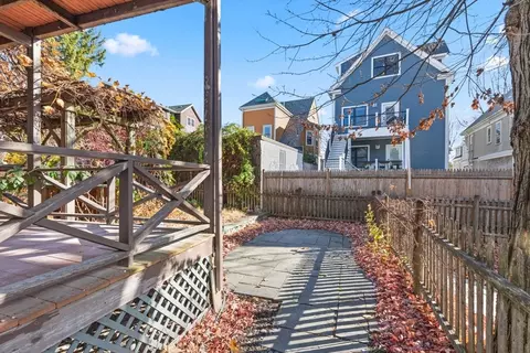 17 Willow Ave #2, Somerville, MA 02143 photo 38