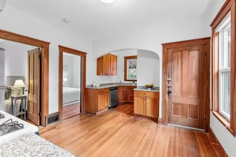 17 Willow Ave #2, Somerville, MA 02143 photo 14