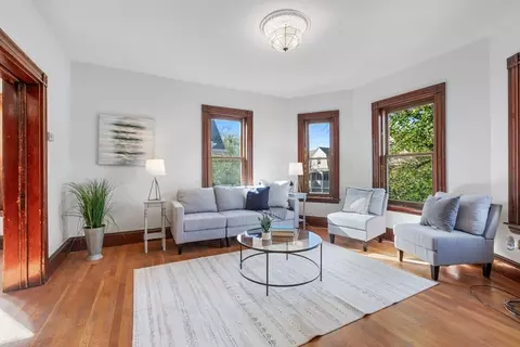 17 Willow Ave #2, Somerville, MA 02143 photo 4