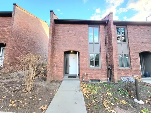 26 Bedford Ct #26, Amherst, MA 01002