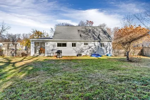 41 Vista Dr, Danvers, MA 01923 photo 27