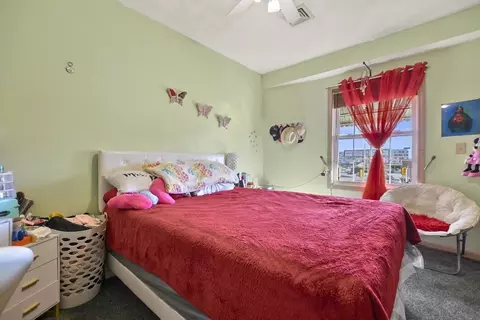 Bedroom - 30-32 Gladstone St, Everett, MA 02149 photo 3 of 6